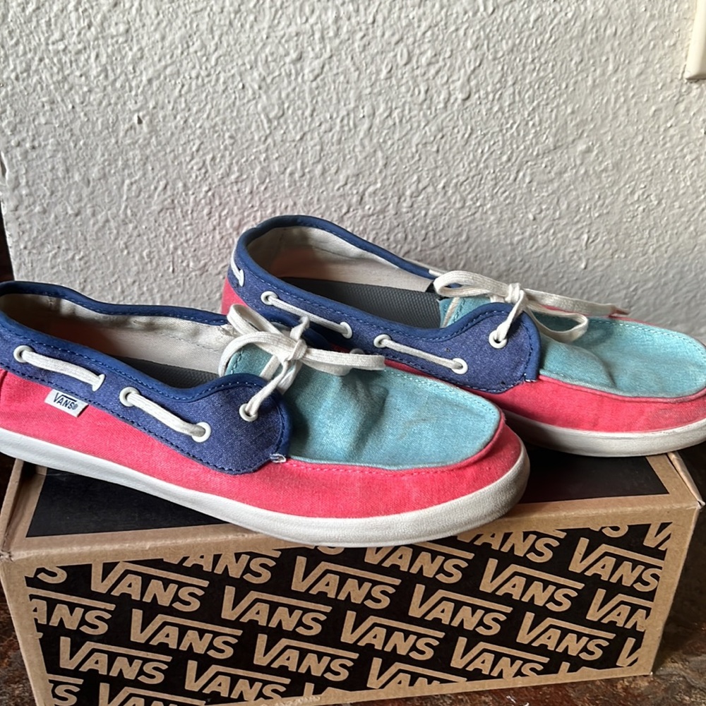 Vans Shoes Womens Size 6.0